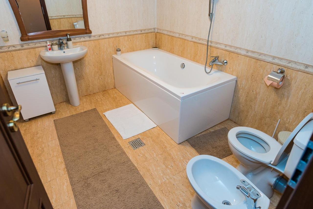 Casa Luca Hotel Újmoldova Kültér fotó